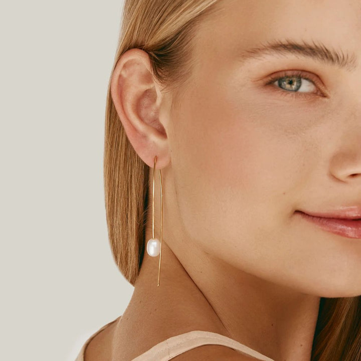 Fairley | Pearl Curve Earrings | Gold
