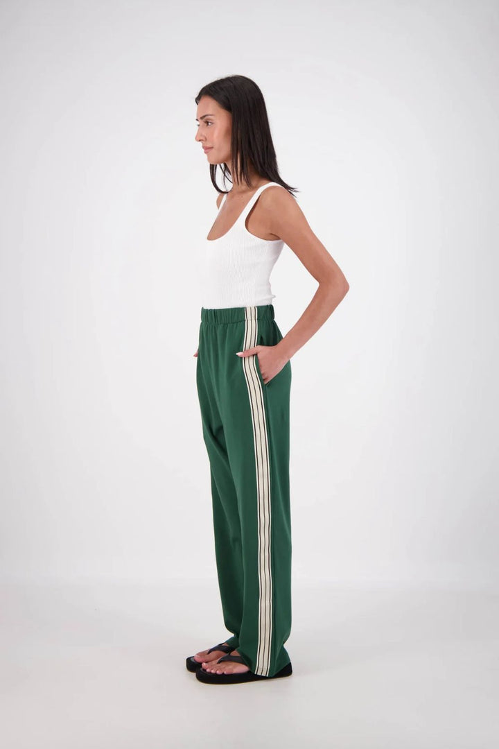 Jasmine Alexa | Panarea Trackpant | Forest Green