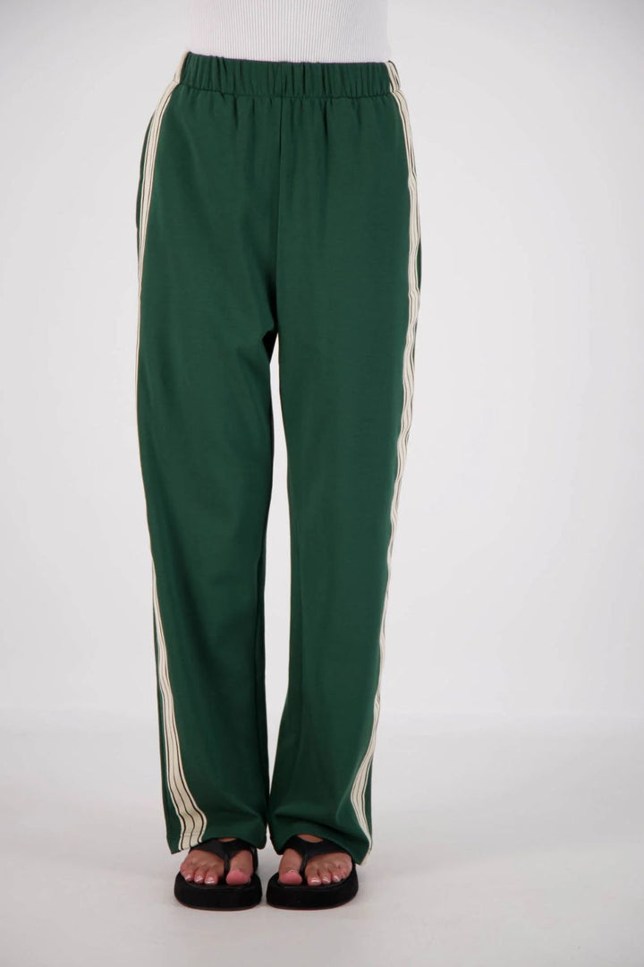 Jasmine Alexa | Panarea Trackpant | Forest Green