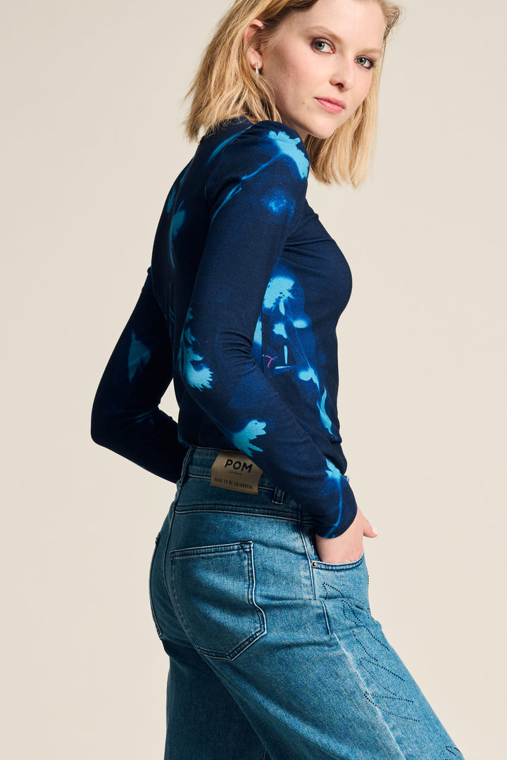 POM Amsterdam | Turtleneck | Feathers & Florals