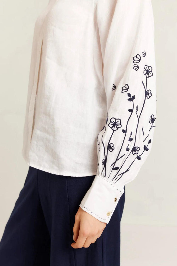 Alessandra | Calla Shirt | White/Navy