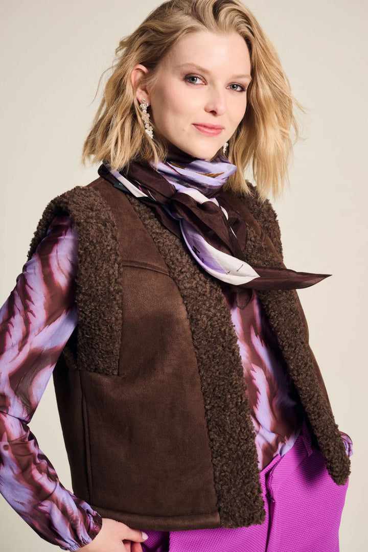 POM Amsterdam | Gilet | Lammy Brown