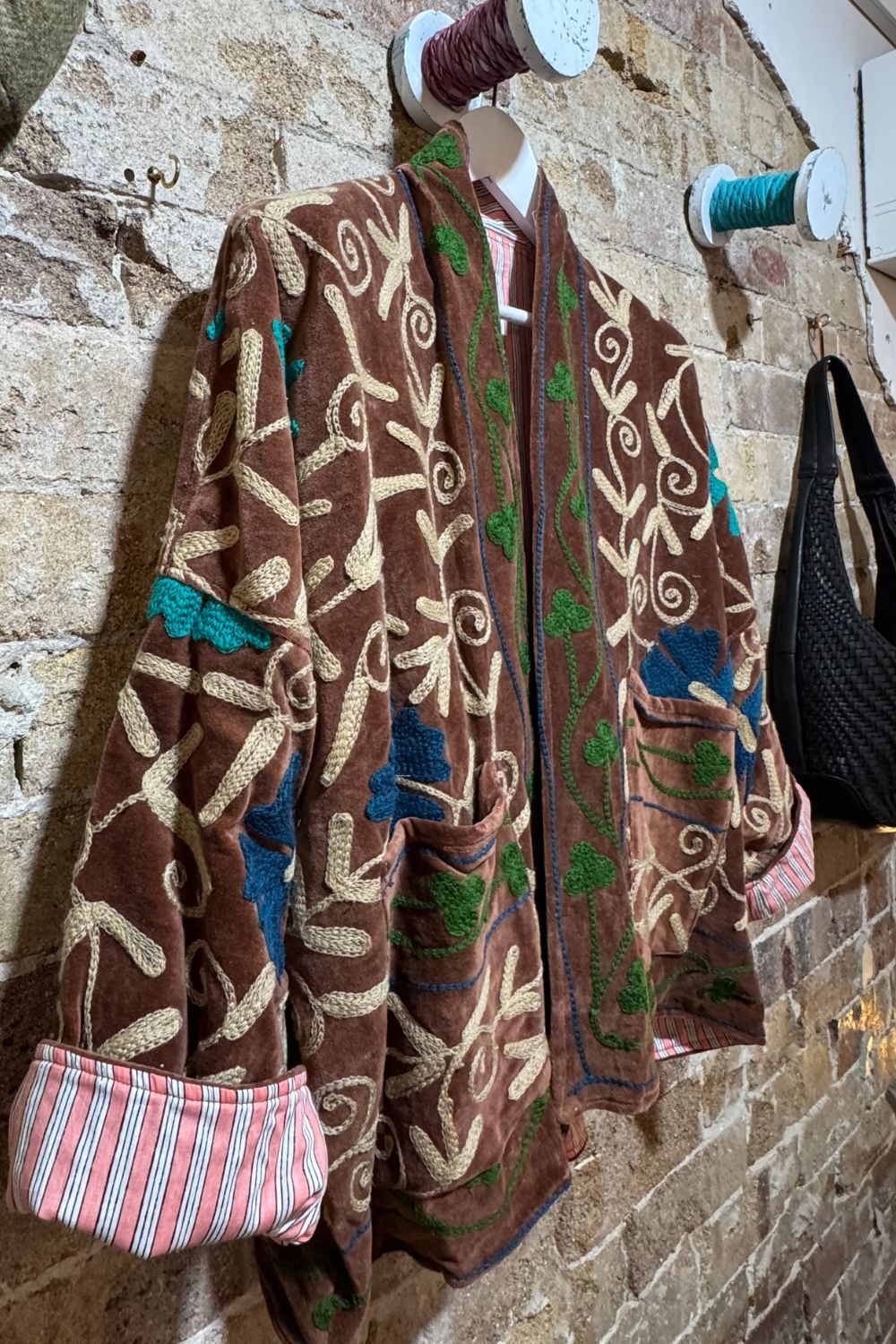 Mon Milou | Embroidered Velvet Jacket | Vera