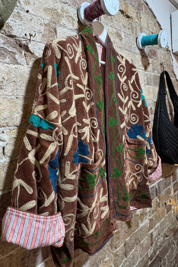 Mon Milou | Embroidered Velvet Jacket | Vera