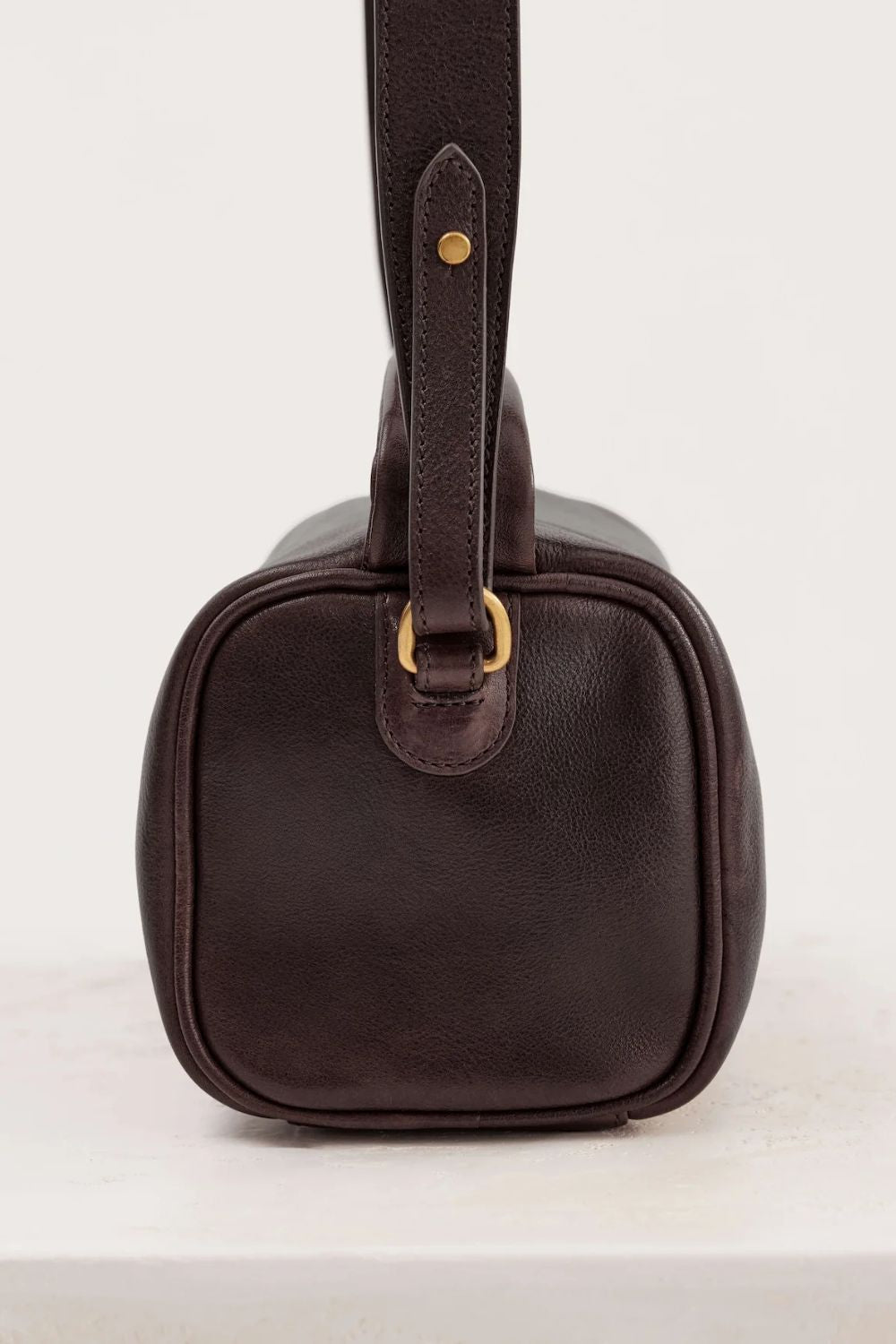 JuJu & Co | Small Bolster Bag | Mahogany - Dutch Hideout