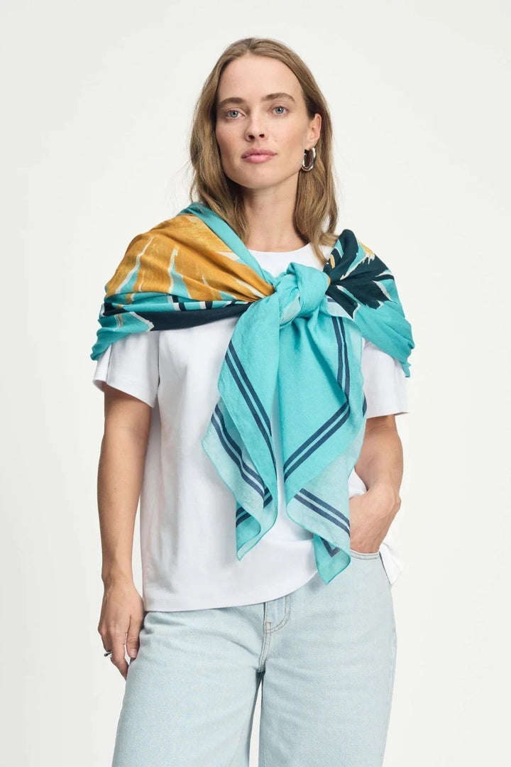 POM Amsterdam | Shawl Artisan Sky | Blue