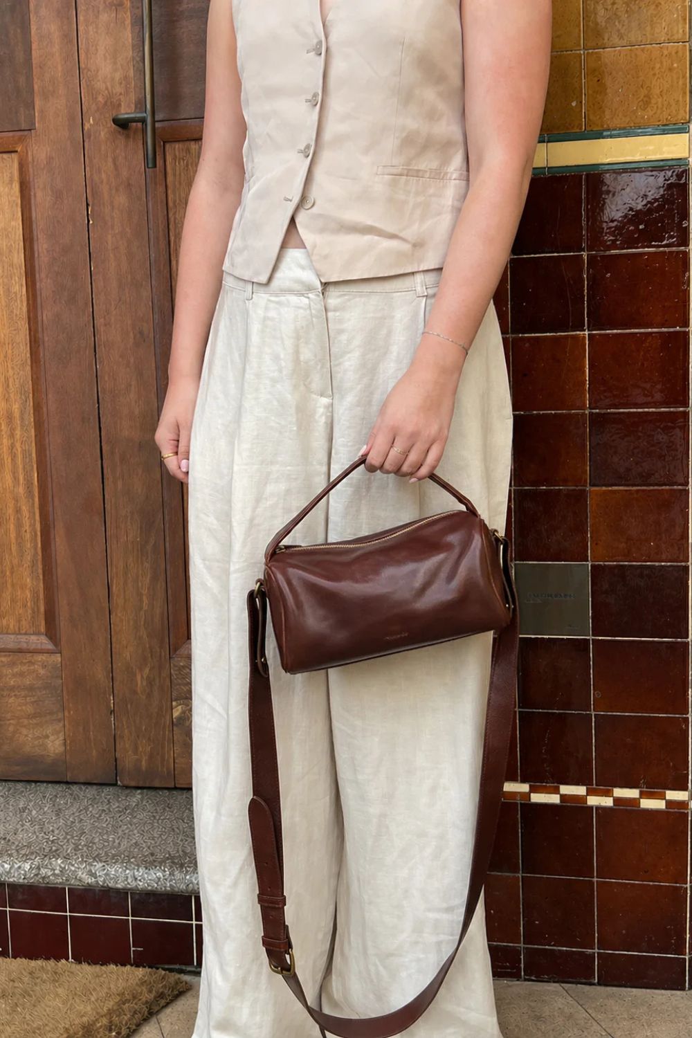 JuJu & Co | Small Bolster Bag | Maple - Dutch Hideout