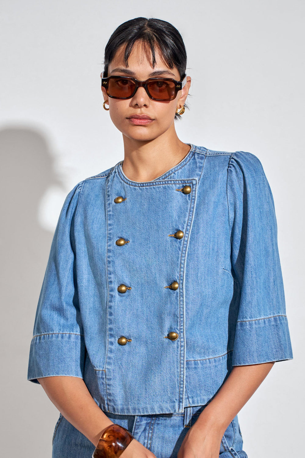 Plunge Jacket - mid wash denim