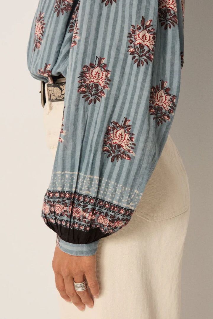 Maison Hotel | Omara Blouse | Cerulean Mist - Dutch Hideout