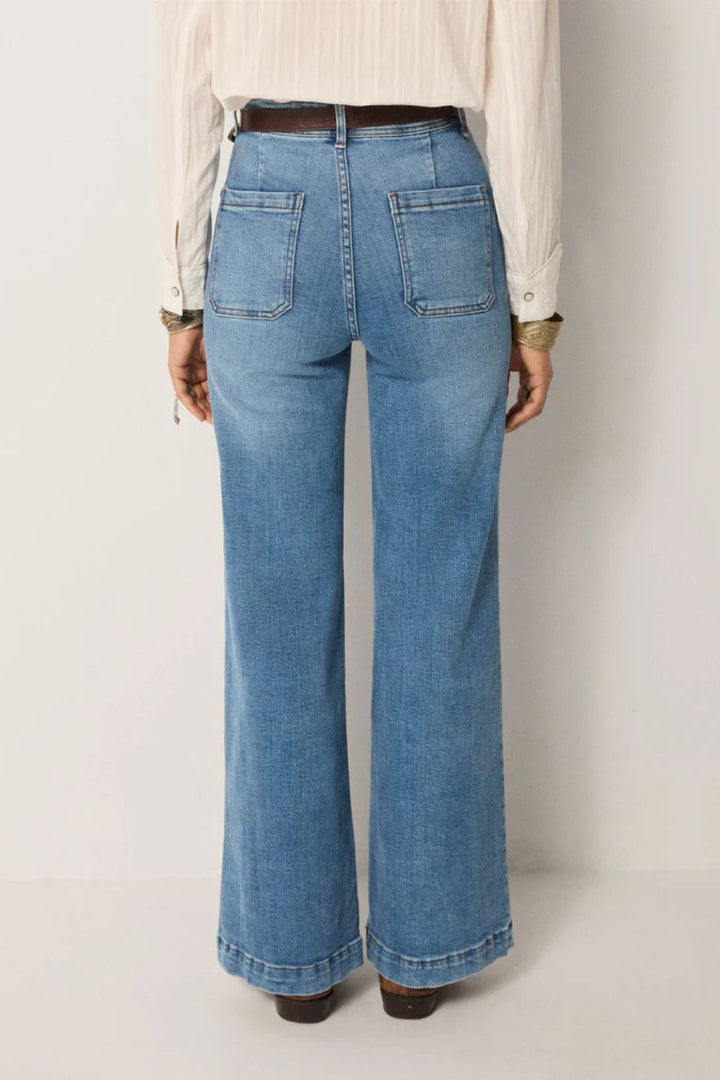 Maison Hotel | Giulietta Pant | Light Blue Denim - Dutch Hideout