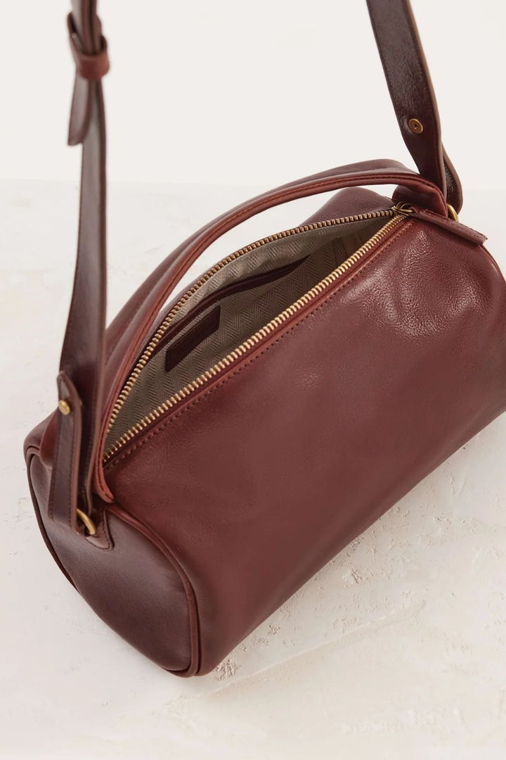 JuJu & Co | Small Bolster Bag | Maple - Dutch Hideout