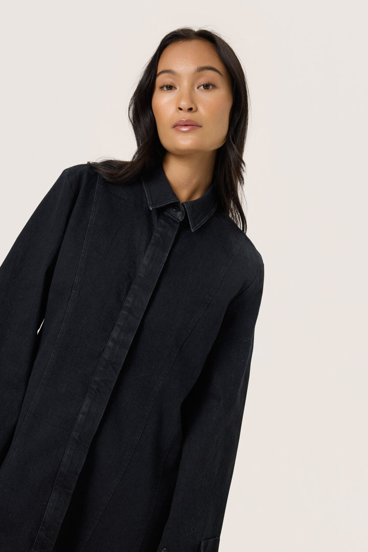 Soaked in Luxury | Rhea Denim Dress | Black Washed Denim - Dutch Hideout