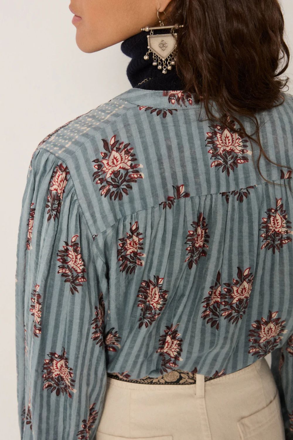 Maison Hotel | Omara Blouse | Cerulean Mist - Dutch Hideout