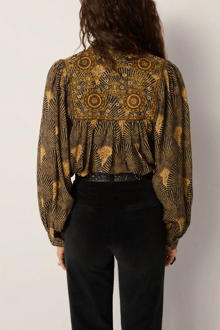 Maison Hotel | Triana Blouse | Peacok Avocado - Dutch Hideout