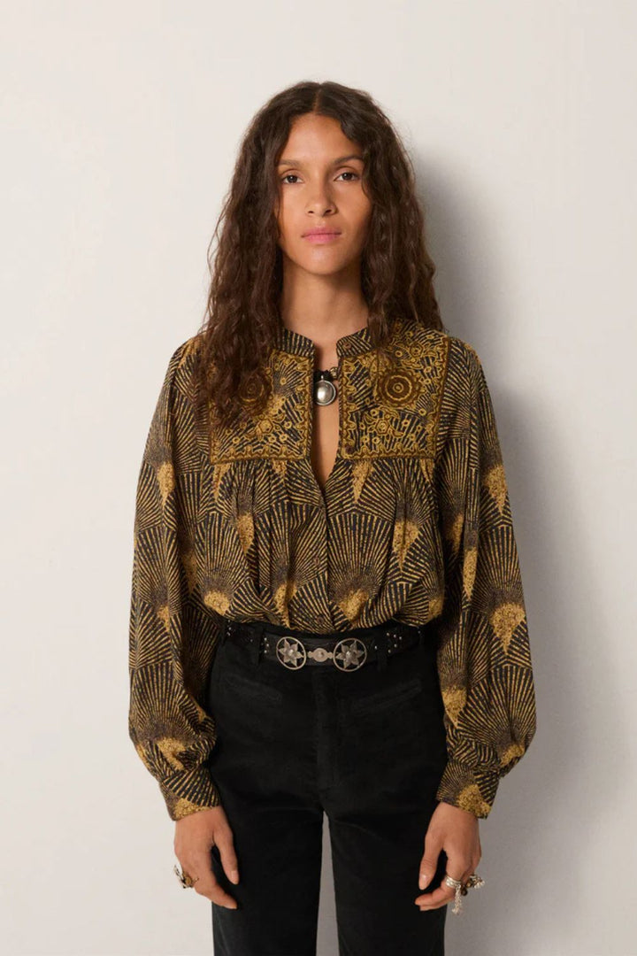 Maison Hotel | Triana Blouse | Peacok Avocado - Dutch Hideout
