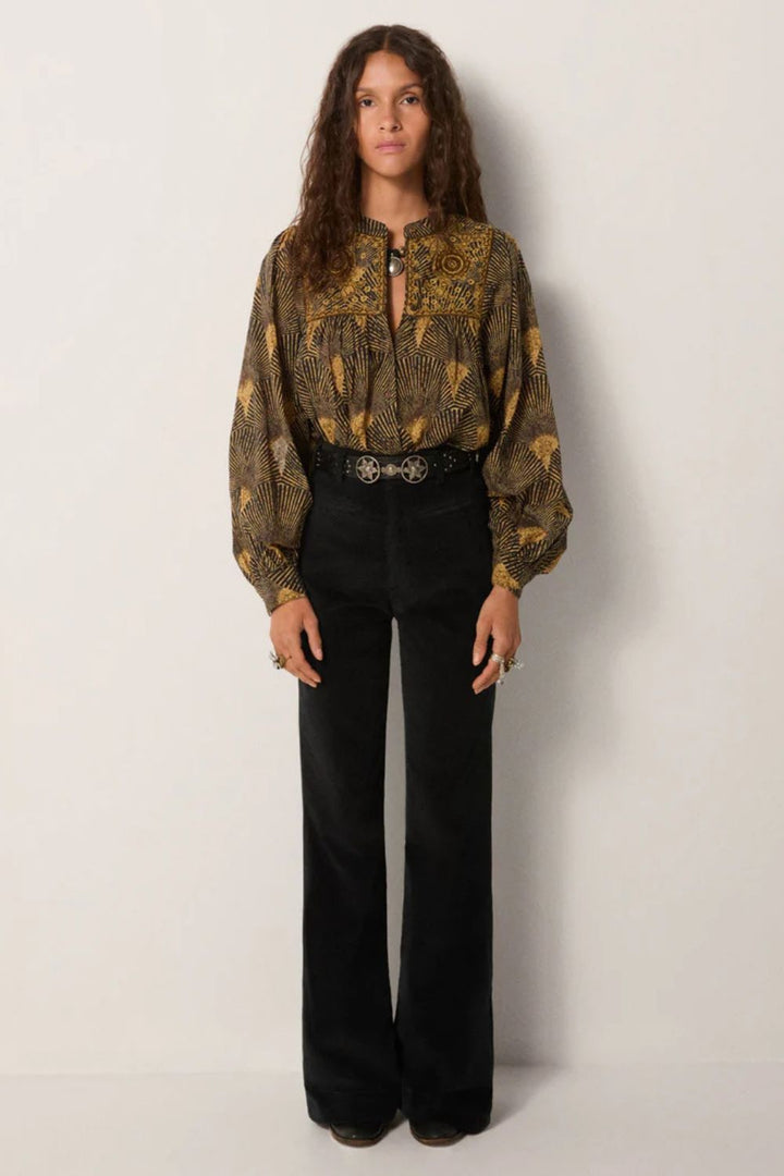 Maison Hotel | Triana Blouse | Peacok Avocado - Dutch Hideout