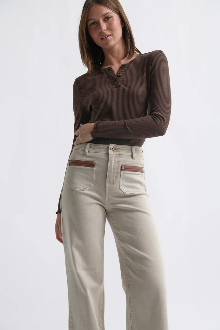 Kireina | Harper Jean | Leather Pocket | Sand