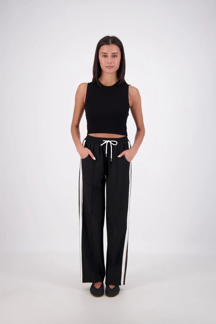 Jasmine Alexa | Cassis Trouser | Black