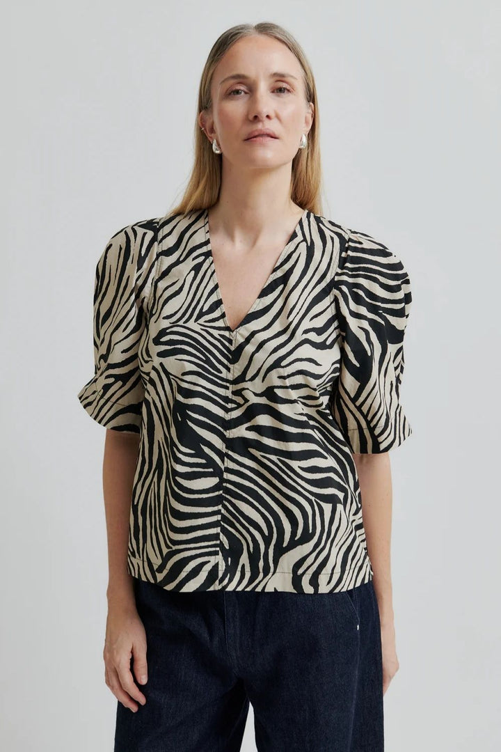 Second Female | Pranni Animal Print Blouse | Black
