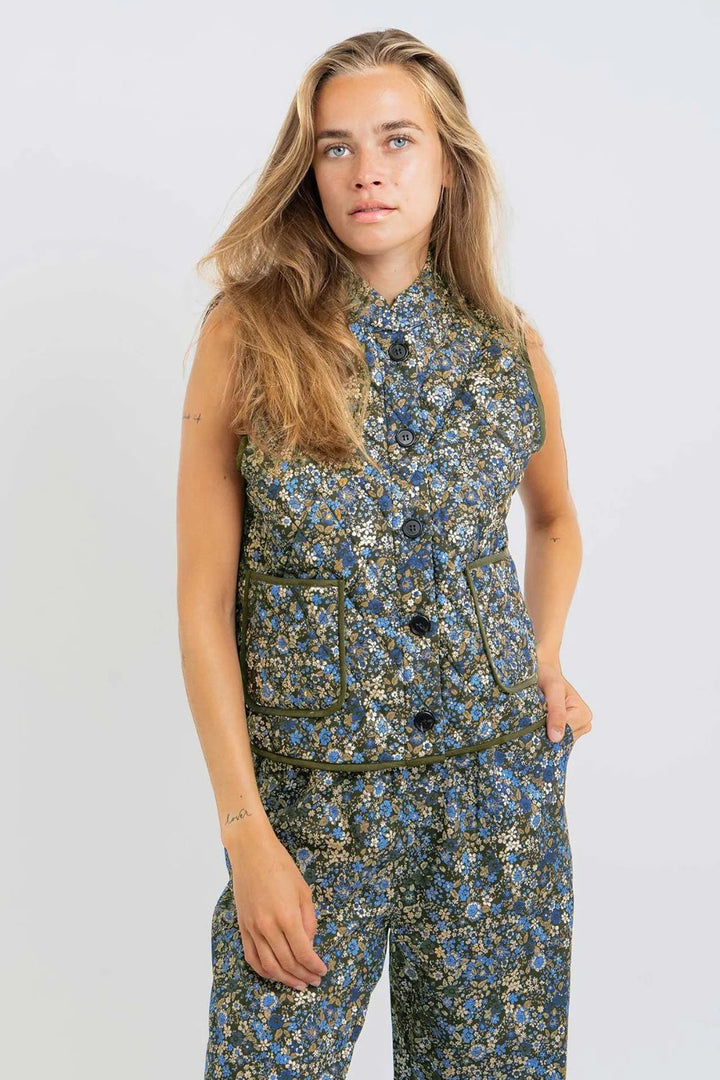 Lollys Laundry | CairoLL Quilted Vest | Blue
