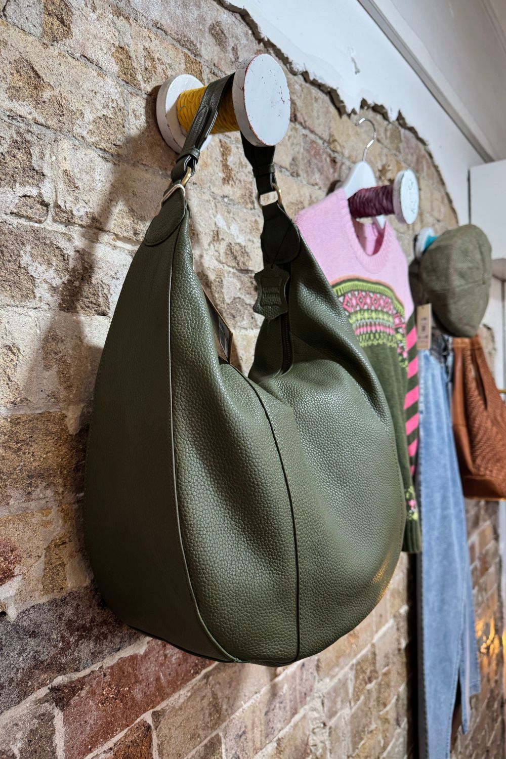 Rugged Hide | Toronto Shoulder Bag | Green
