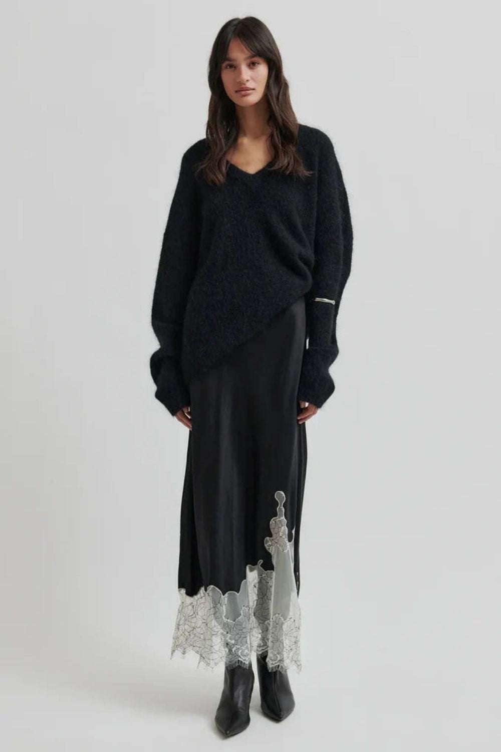 Second Female | Wila Lace Detail Slip Dress | Black