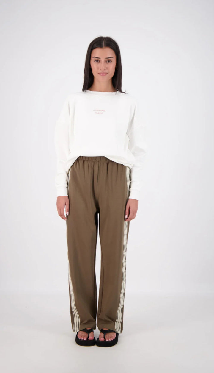 Jasmine Alexa l Panarea Trackpant l Olive