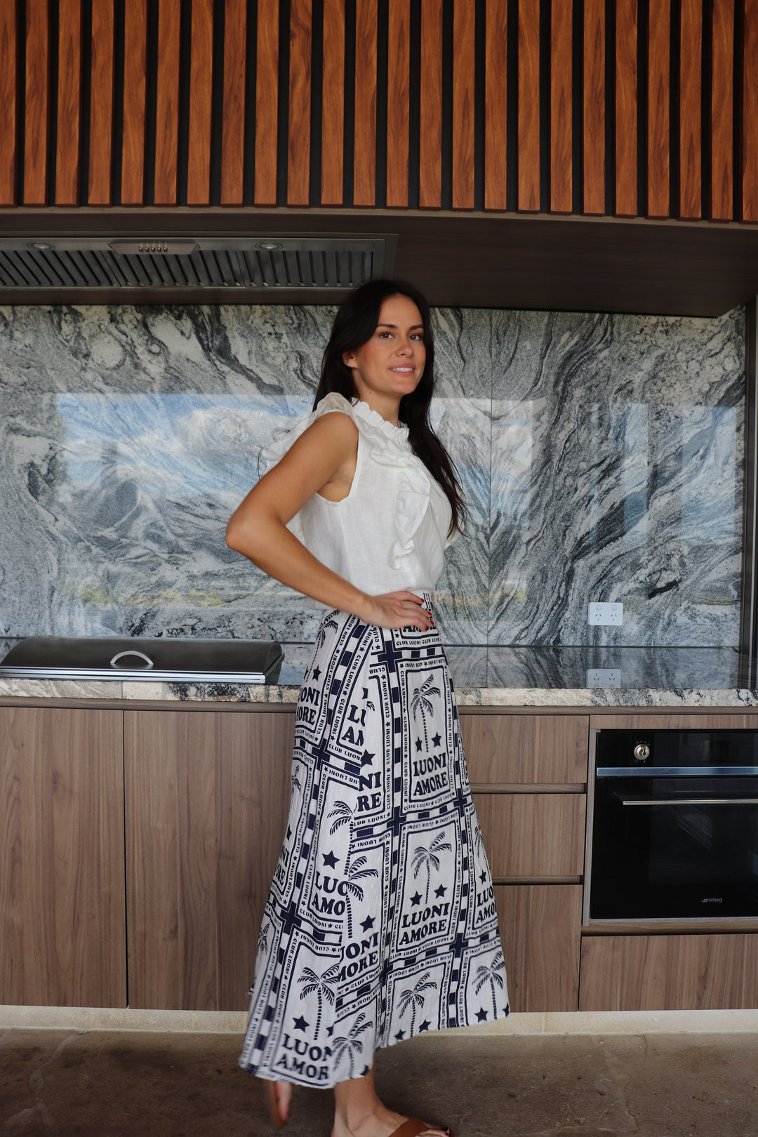Luoni | Willow Top | Plain White