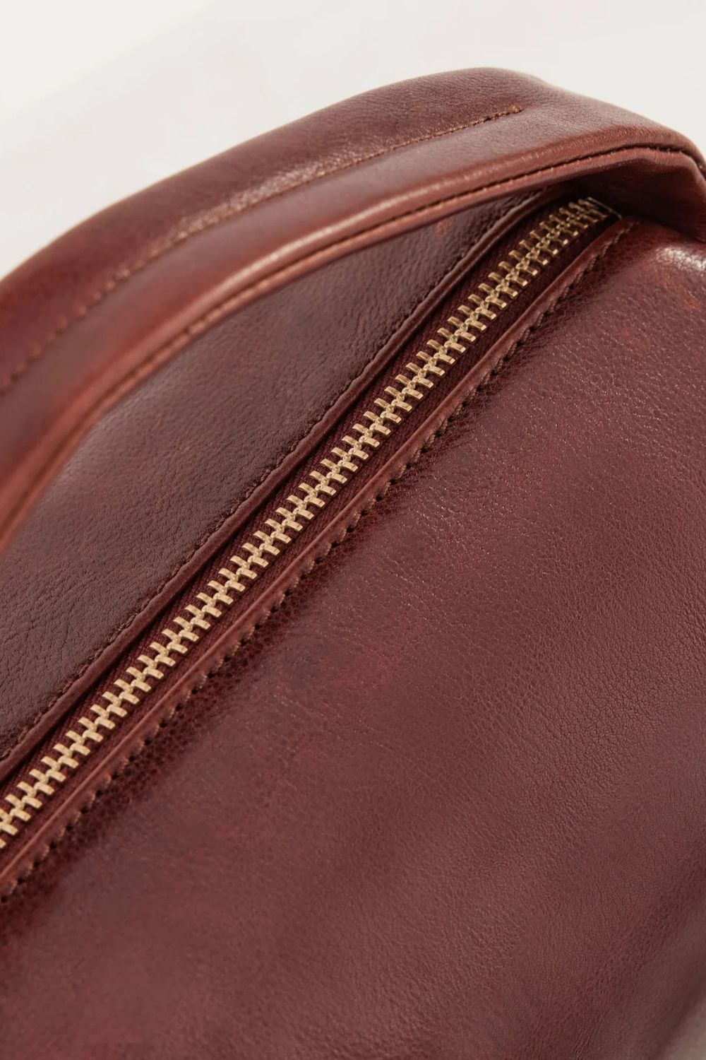 JuJu & Co | Small Bolster Bag | Maple - Dutch Hideout