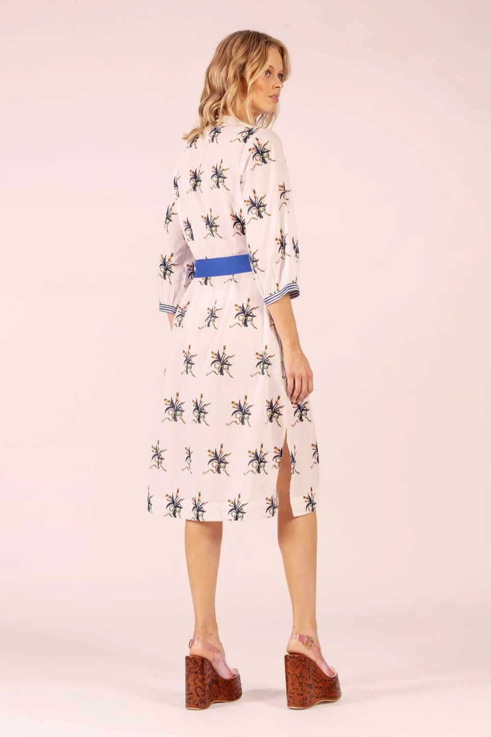 LOLA | Cirque Linen Spray Midi | Spray Navy and White Linen