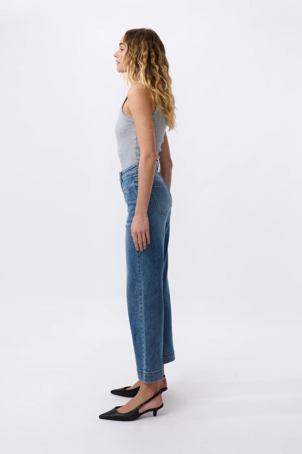 Kireina | Freya Jean | Dakota Wash