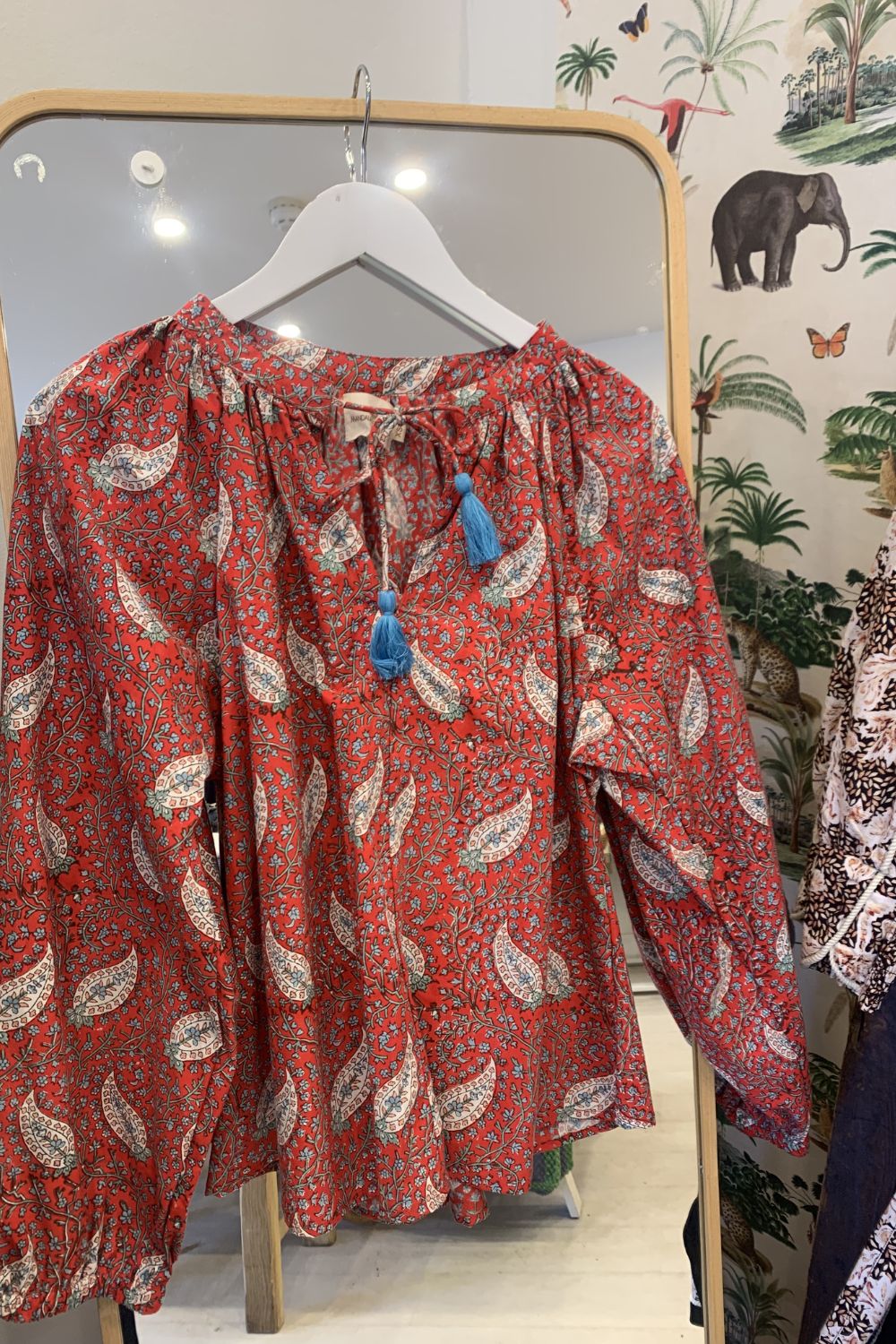 Mandalay Designs | Flower Paisley Top Ruby | Multi - Dutch Hideout