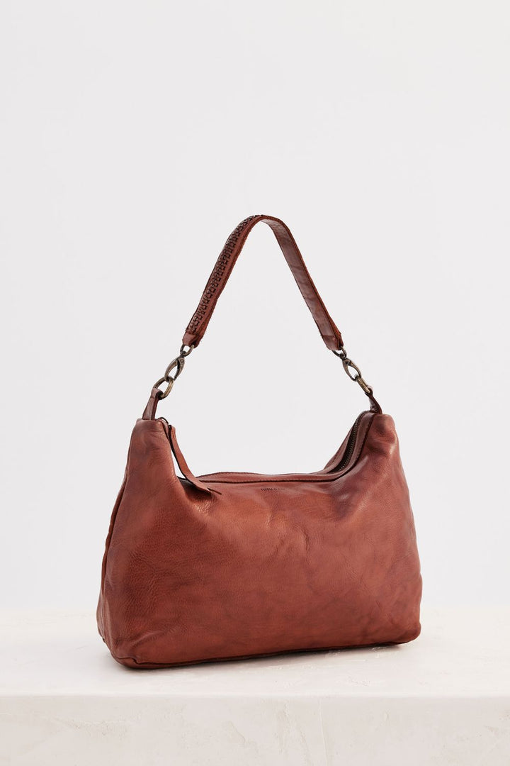 JuJu & Co | Signature Slouchy Bag | Cognac - Dutch Hideout