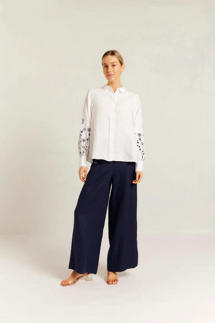 Alessandra | Calla Shirt | White/Navy