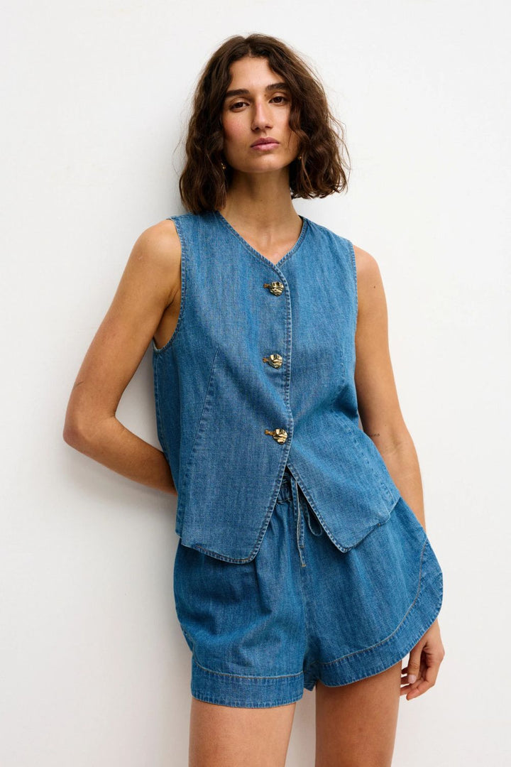 Kinney | Camille Vest | Denim