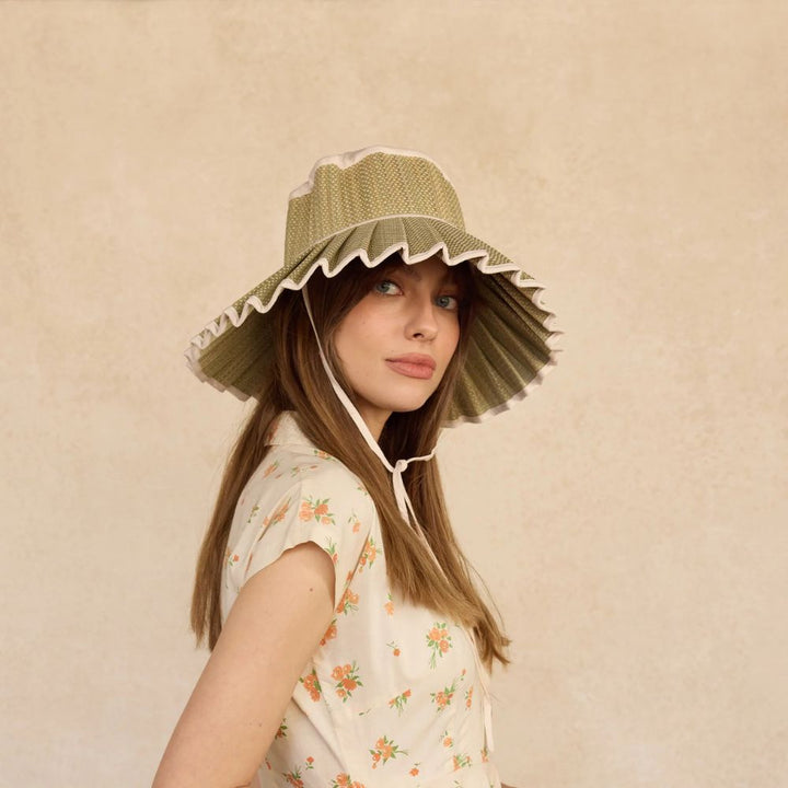 Lorna Murray | Front Row Capri Hat