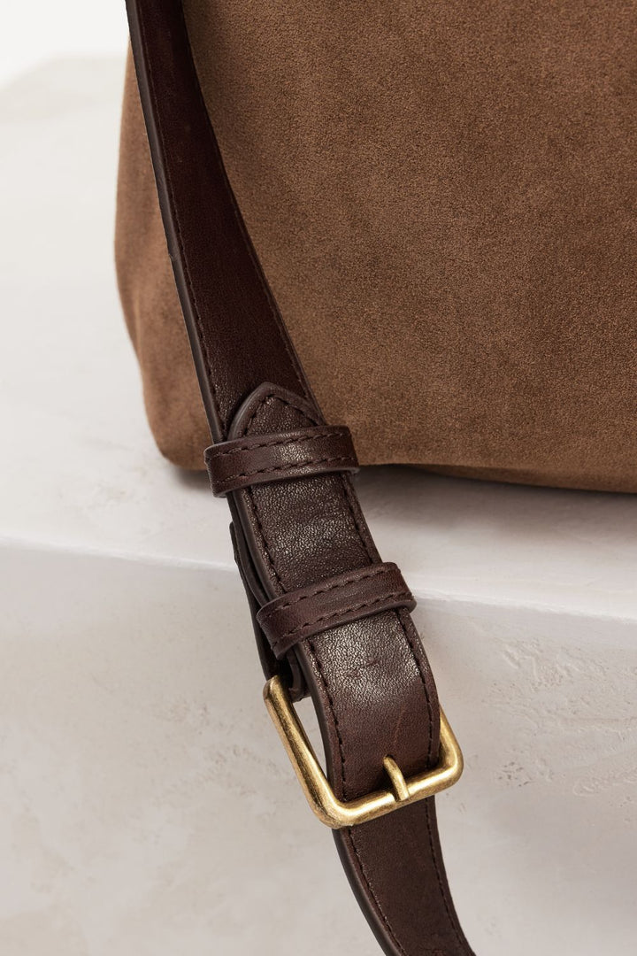 JuJu & Co | Suede Slouchy | Chestnut - Dutch Hideout