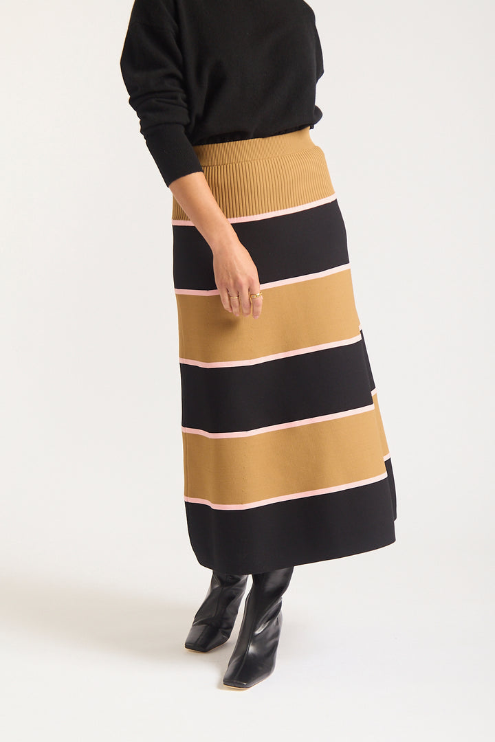 Alessandra | Fleur Skirt | Black - Dutch Hideout