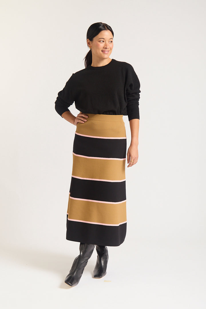 Alessandra | Fleur Skirt | Black - Dutch Hideout