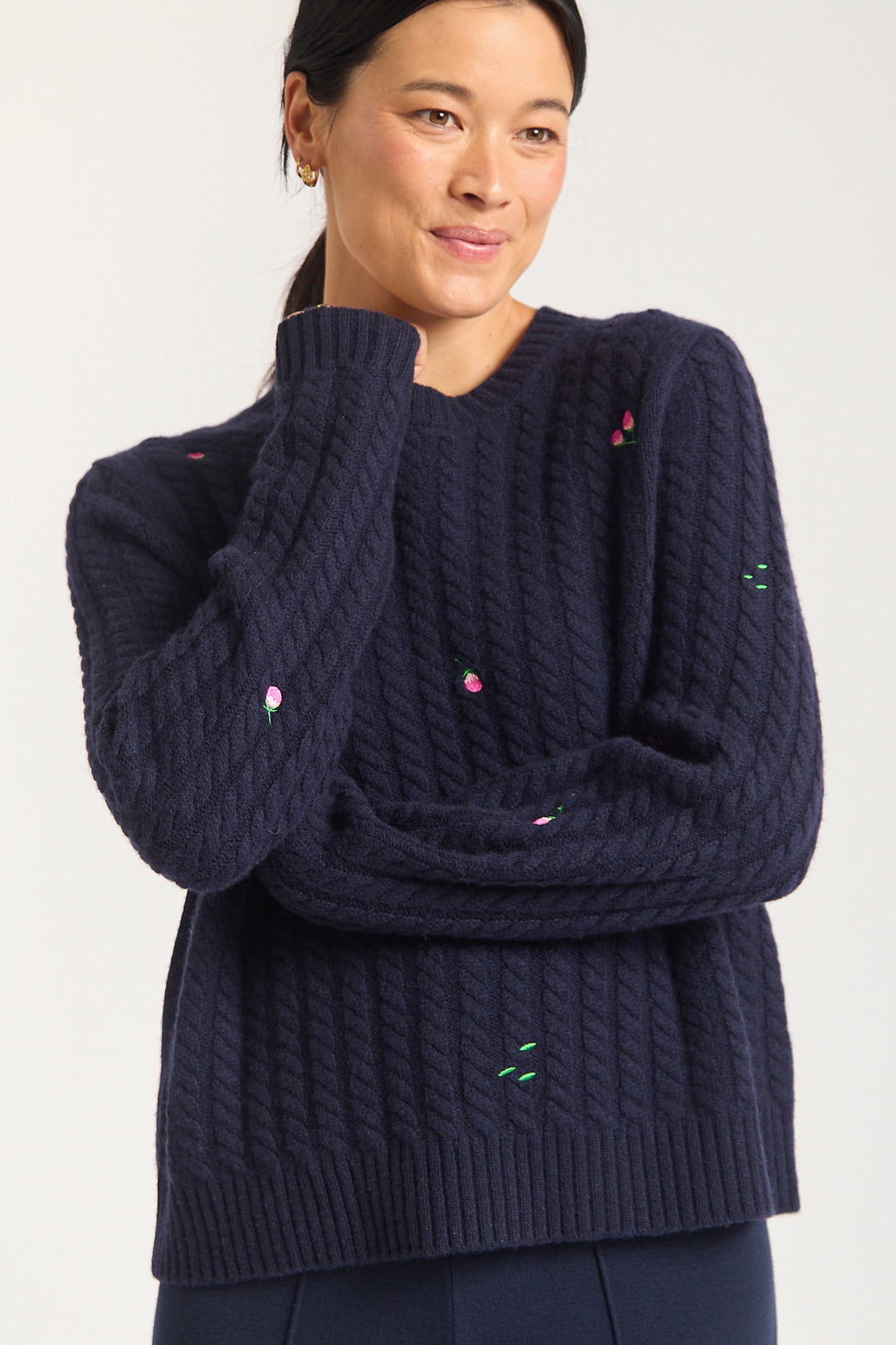 Alessandra | Rosette Merino Cashmere Sweater | Navy - Dutch Hideout