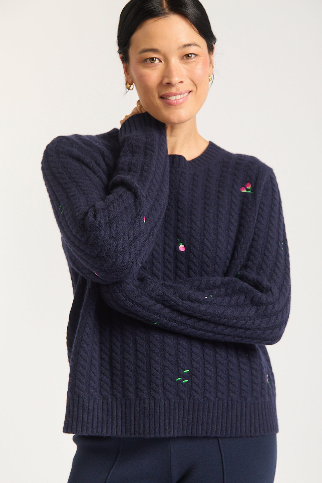 Alessandra | Rosette Merino Cashmere Sweater | Navy - Dutch Hideout