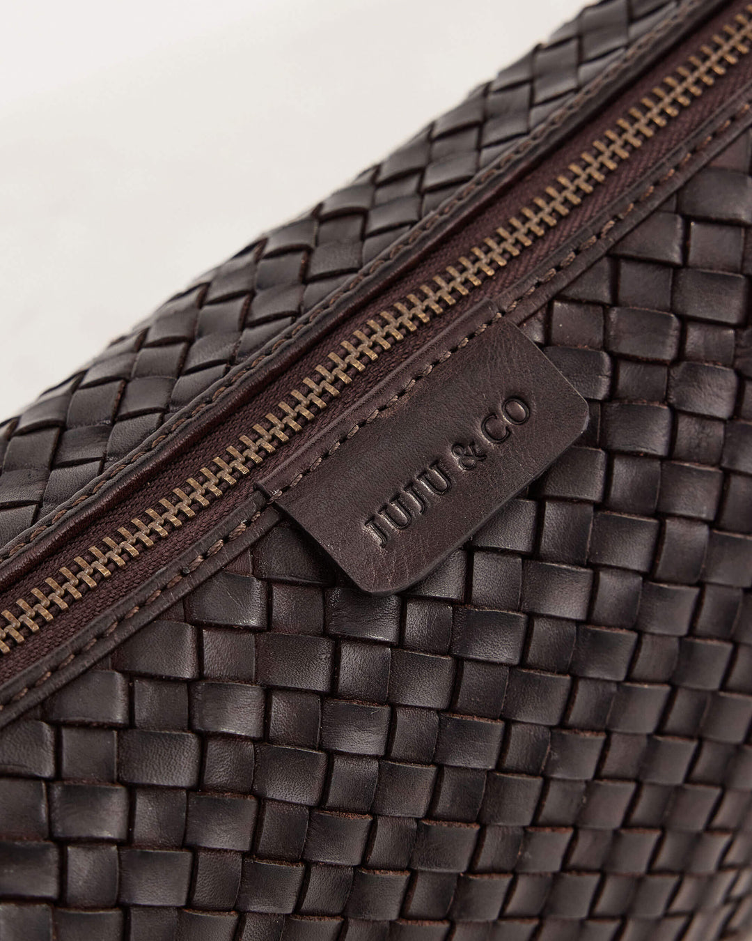 JuJu & Co | Basque Midi Bag | Chocolate - Dutch Hideout