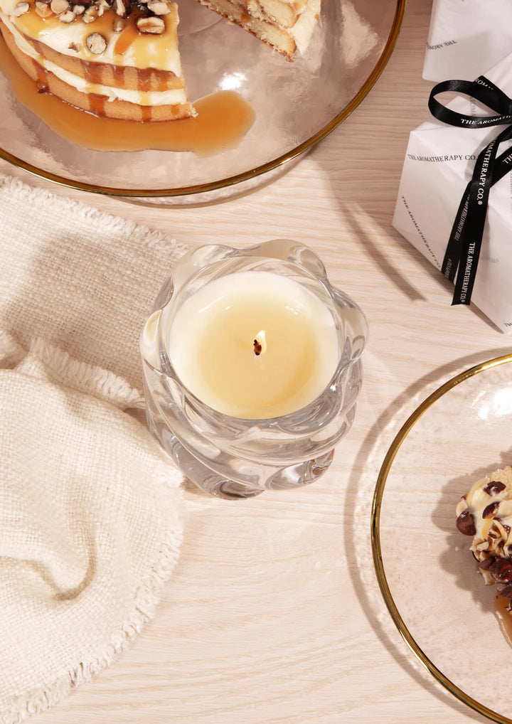 The Aromatherapy Co | Festive Favours LE 100g Candle - Caramel Hazelnut