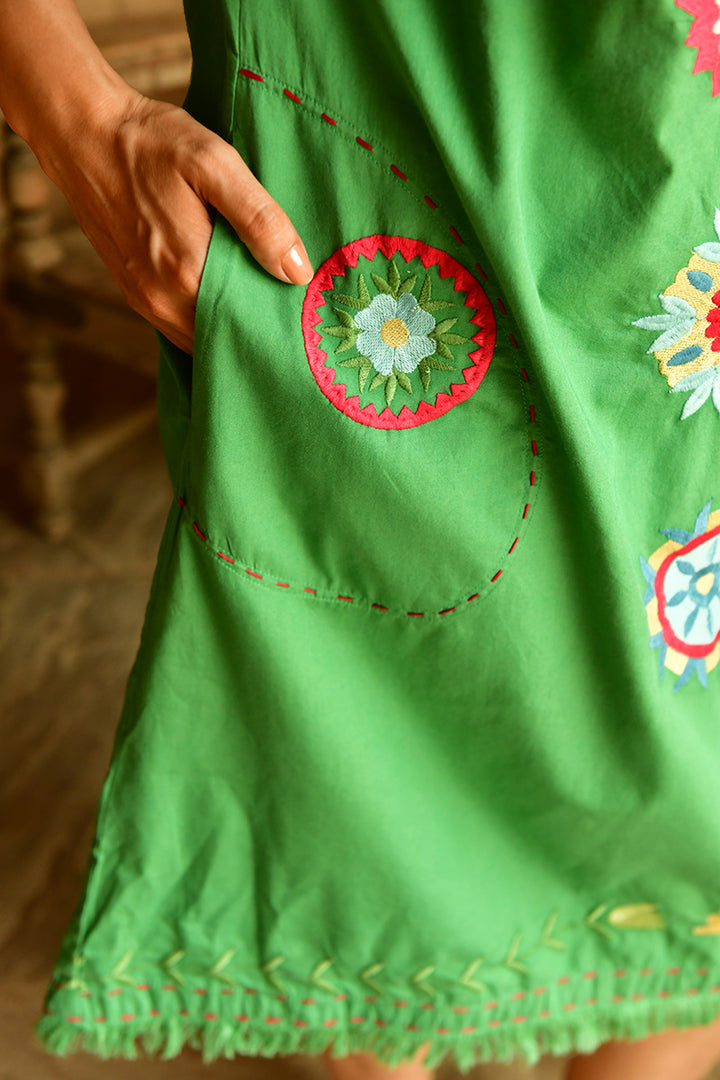 Mandalay Designs | Evelyn Gidget Midi Dress - Leaf | Green