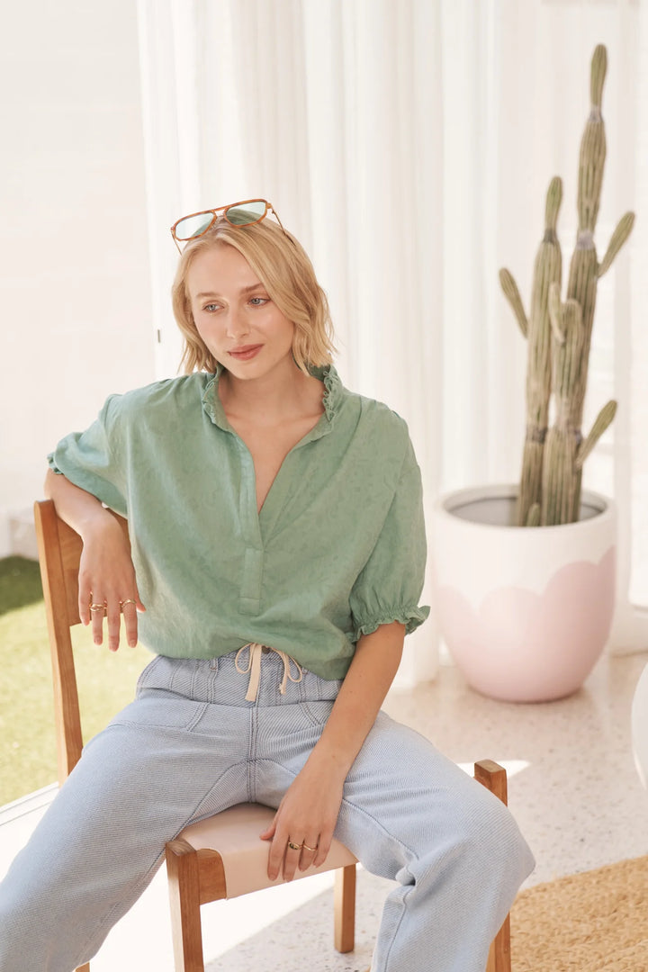 KIREINA I AMBER SHIRT  I GREEN - Dutch Hideout
