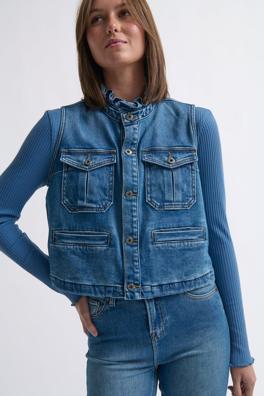 Kireina | Erica Vest | Dakota Wash - Dutch Hideout