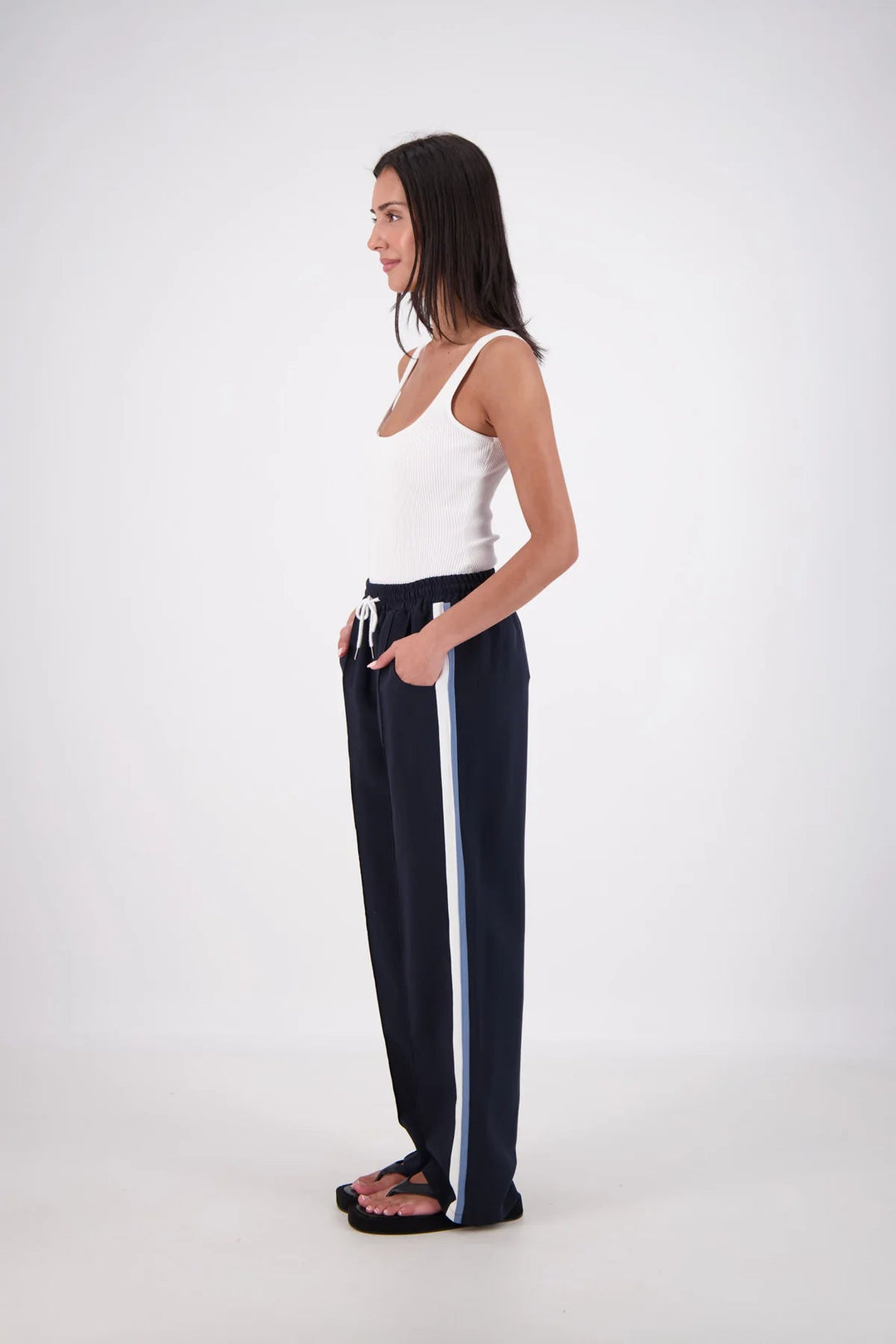 Jasmine Alexa I Cassis Trouser I Navy