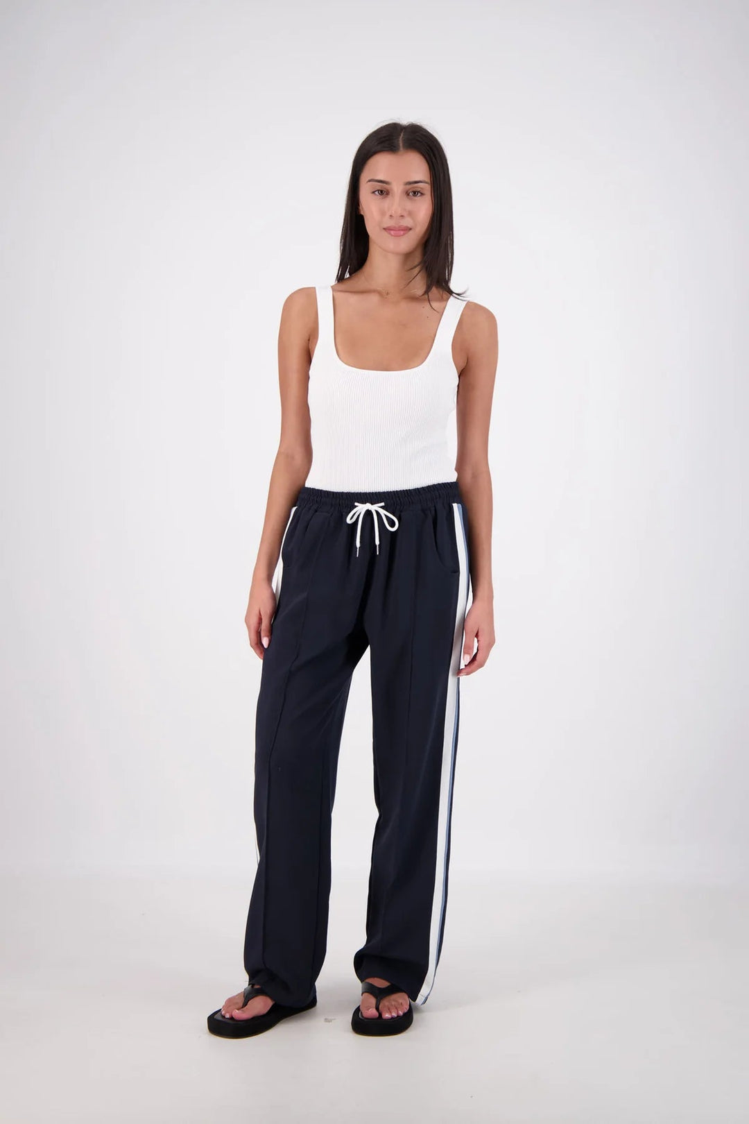 Jasmine Alexa I Cassis Trouser I Navy