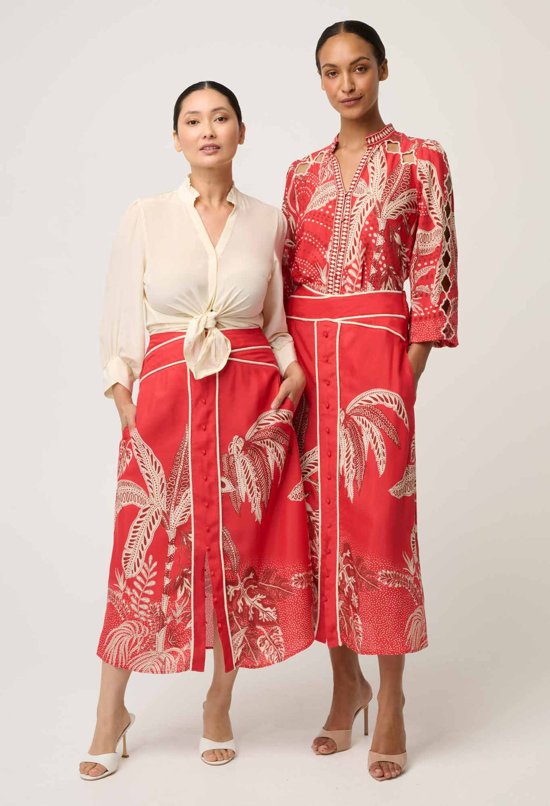 PETITE HARPER VISCOSE FAILLE PRINT CRISS CROSS WAIST PANEL SKIRT IN CRIMSON PALMS