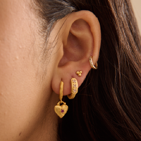 MURKANI | Rose Quartz Huggies | Yellow Gold Plated - Dutch Hideout